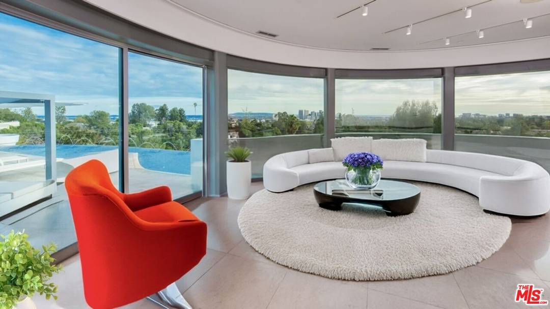 1169 Loma Linda Dr 6BR Beverly Hills Post Office | B.H.P.O. La