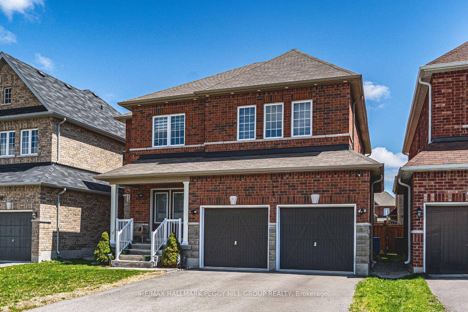 MOVE IN READY 2 STOREY WITH LEGAL SECOND UNIT IN PRIME BARRIE LOCATION !