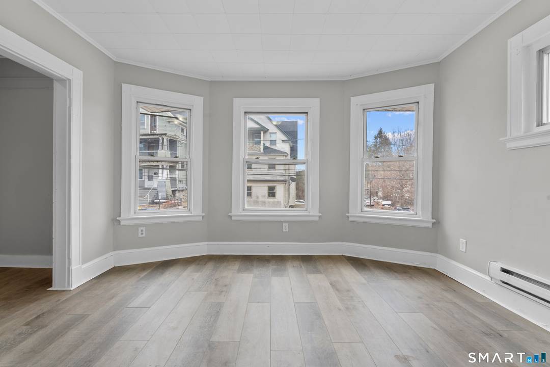 Excellent opportunity for both investors and owner occupants in Waterbury.