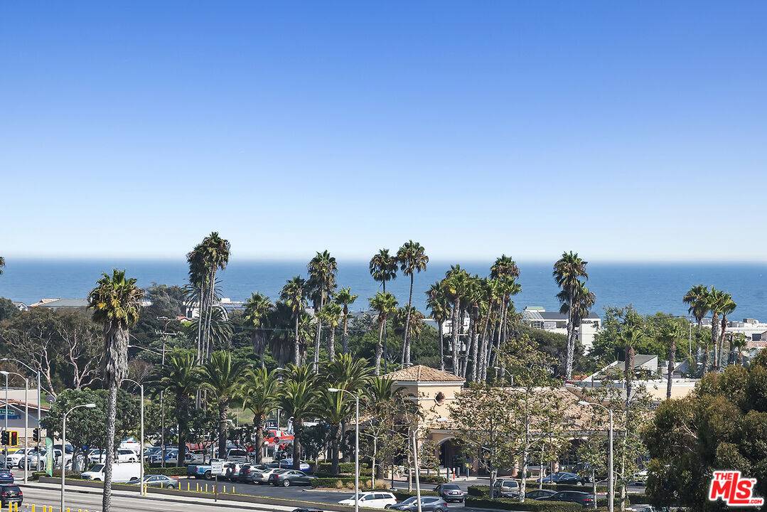 23901 Civic Center Way 2BR Malibu La