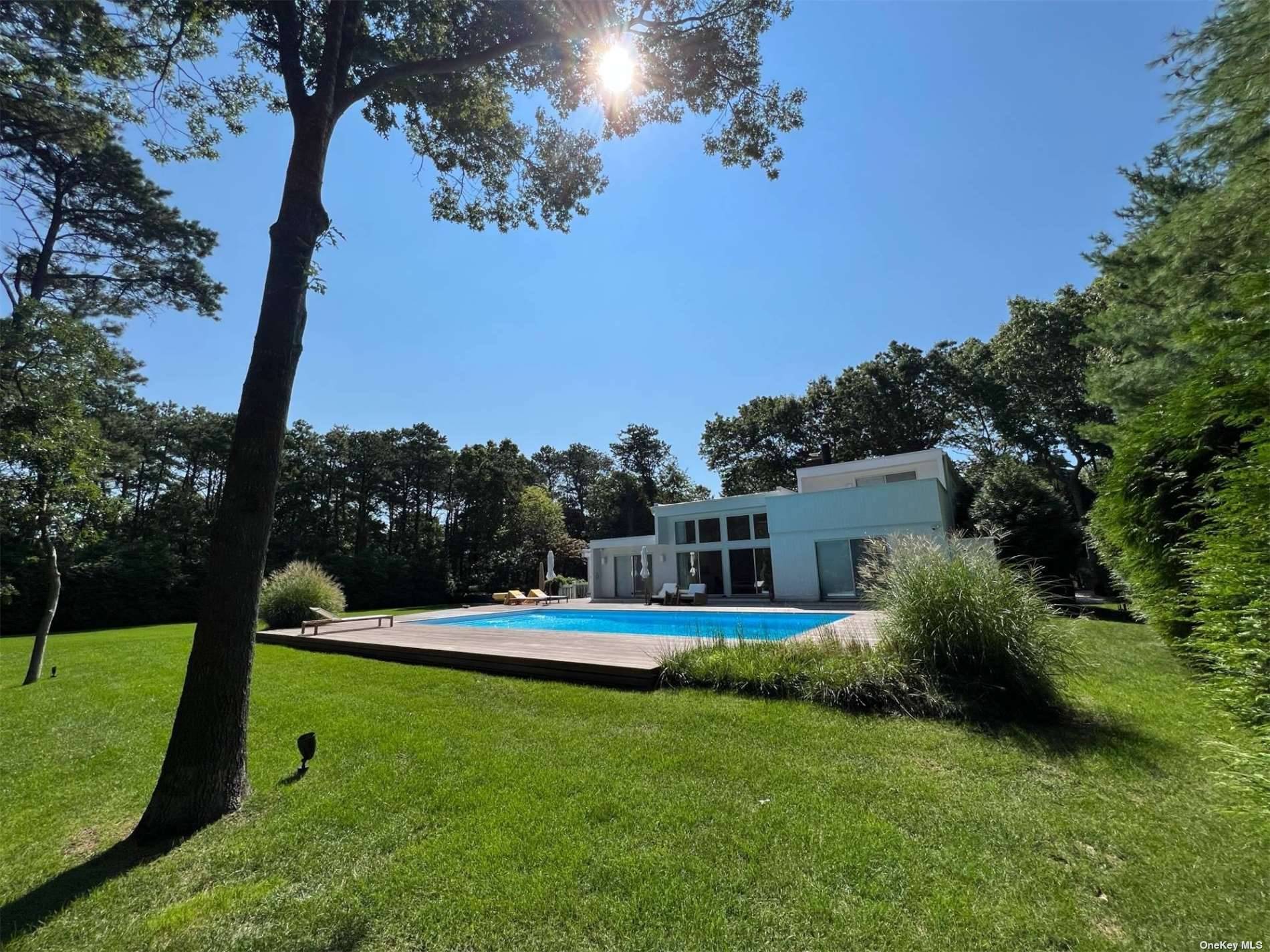 Newly renovated 2, 880 sq.