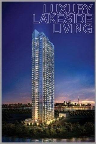 Stylish one bedroom suite with parking locker in prime location !