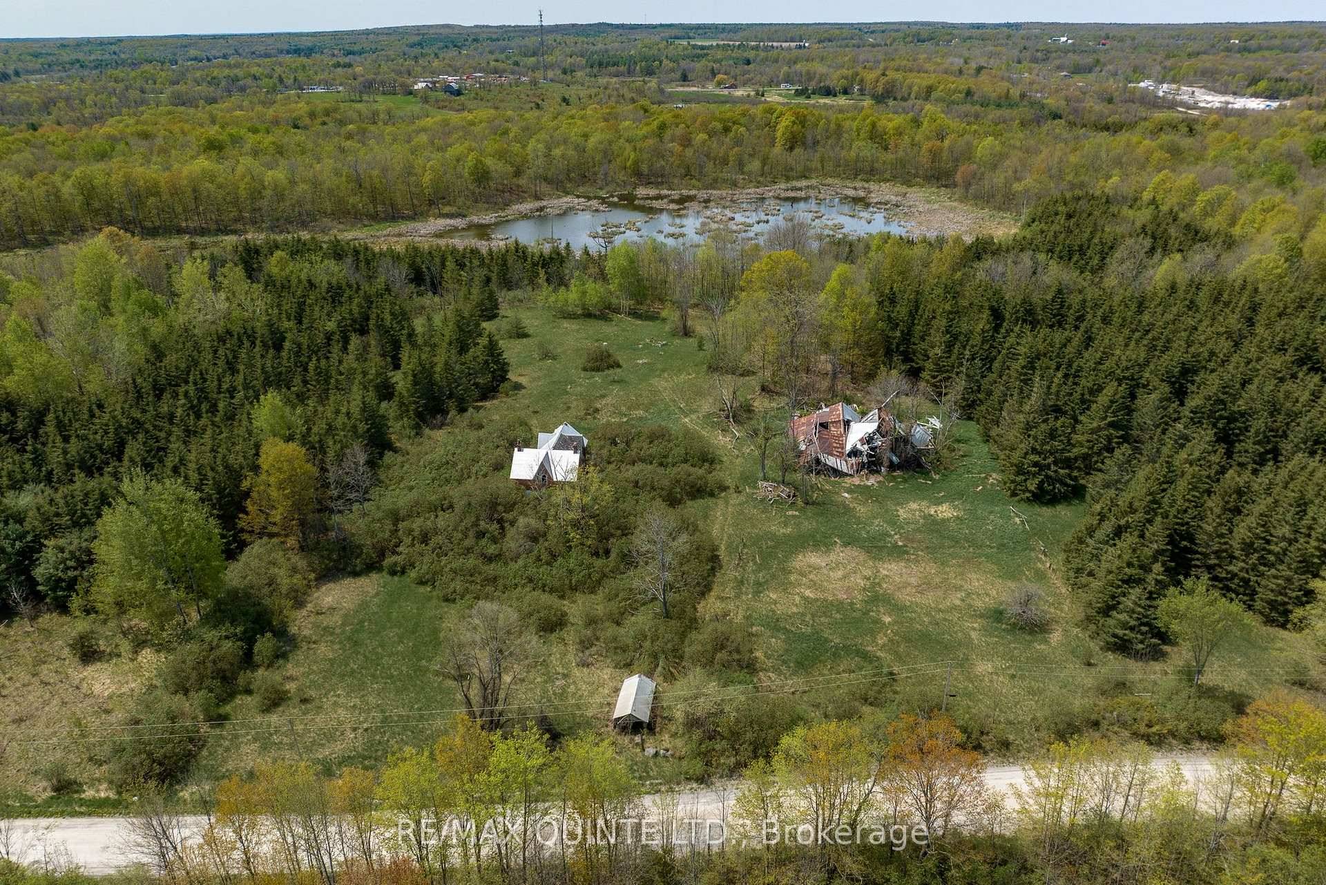 Discover the perfect blend of privacy and convenience with this approx.