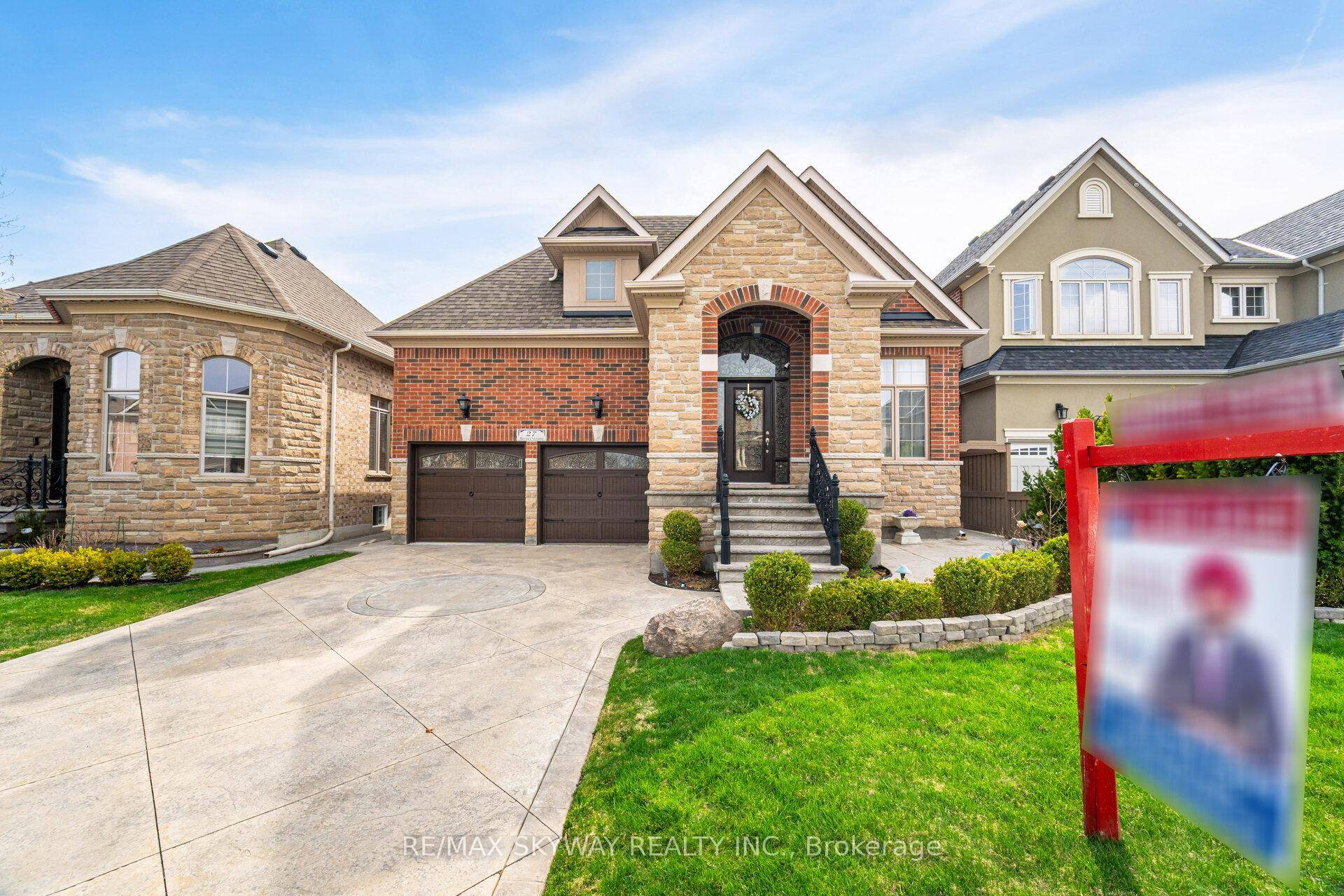 Welcome to this beautifully crafted Executive Style Bungalow located in Southfield Village, one of the most sought after communities in Caledon, right at the Brampton Caledon border.