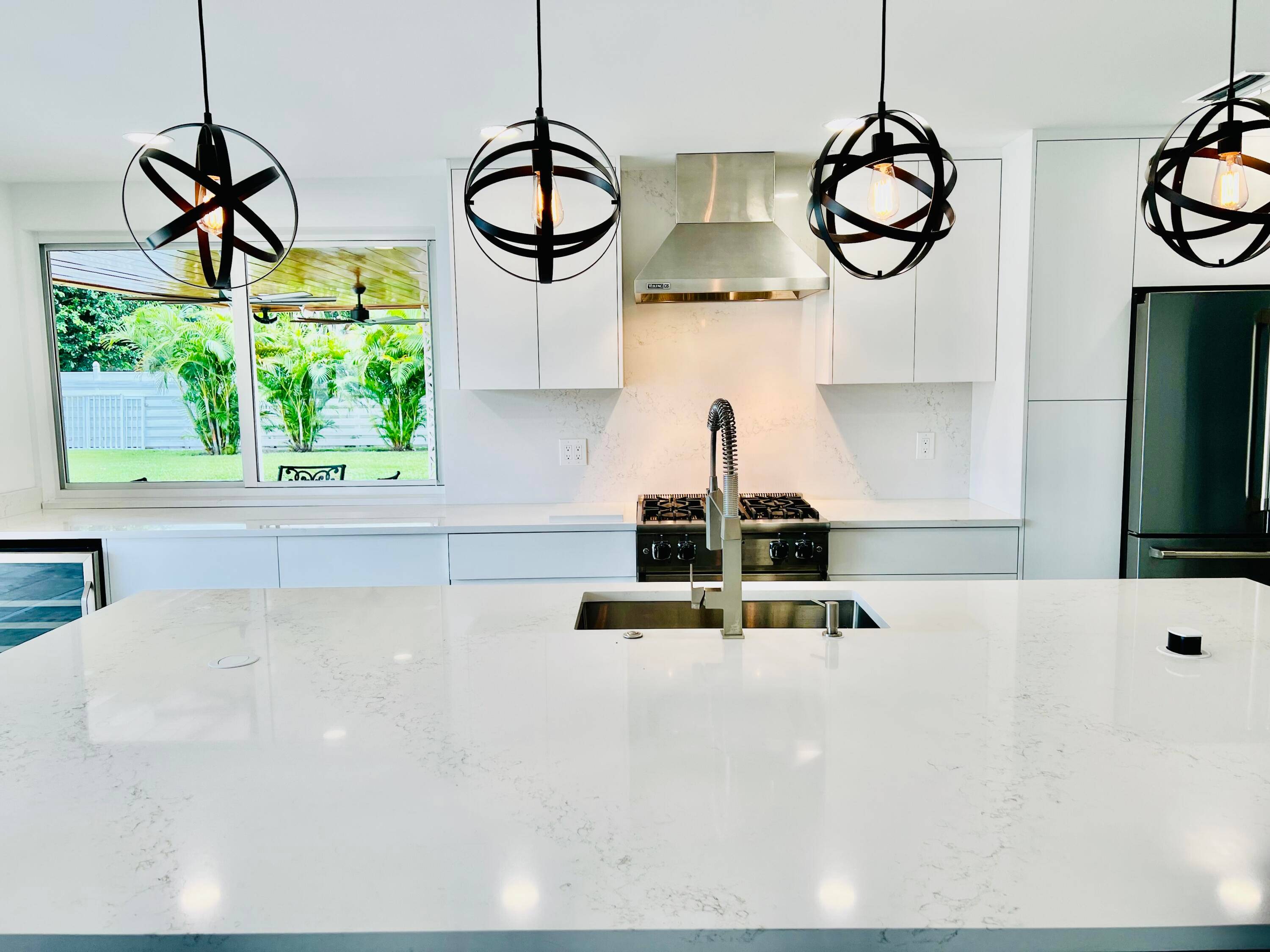 MASTERPIECE FOUND COMPLETELY RENOVATED ALL NEW ROOF, COMPLETE IMPACT GLASS SLIDERS, 5 TON AIR CONDITIONING WITH HEAT PUMP DUCT, PLUMING, ELECTRICAL WITH UPGRADE UP TO 200AMP SERVICE, SOUND INSULATION IN ...