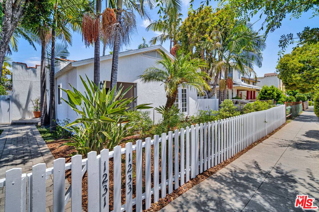 1231 17th St 8BR Santa Monica La