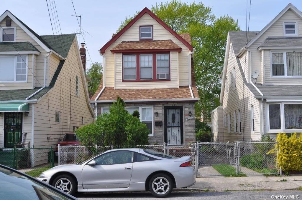 Single Family House for Sale in St.