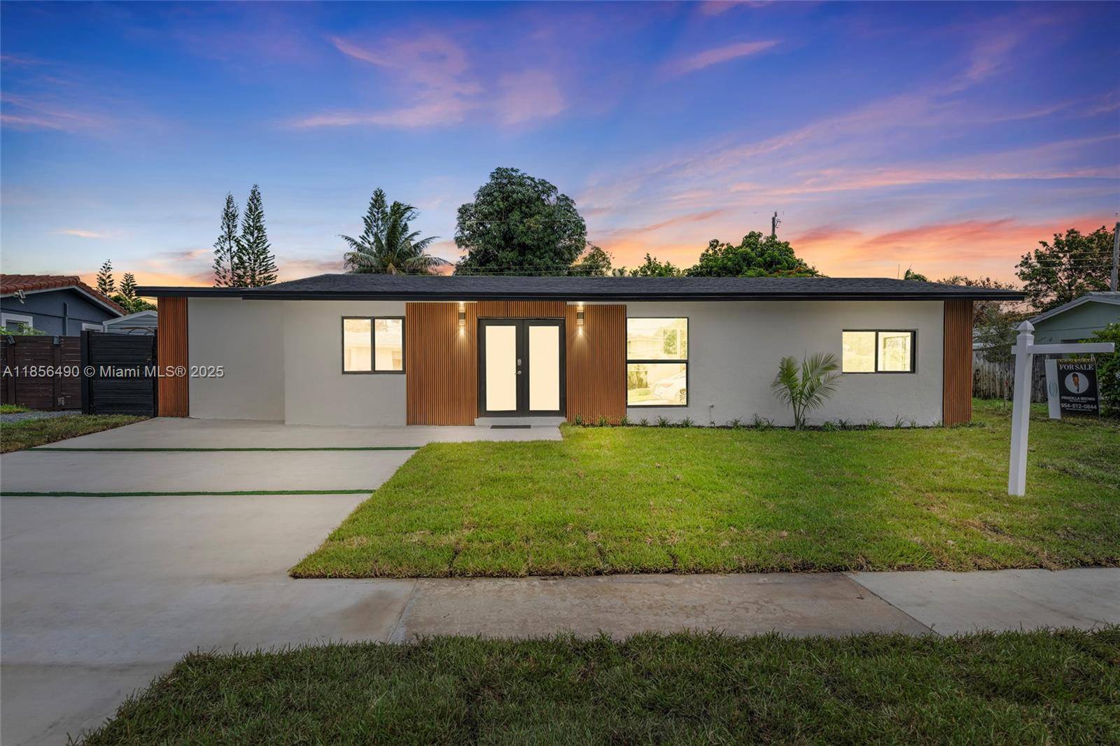 SELLER MOTIVATED ! ! Fall in love with this stunning Coastal Beach Home.