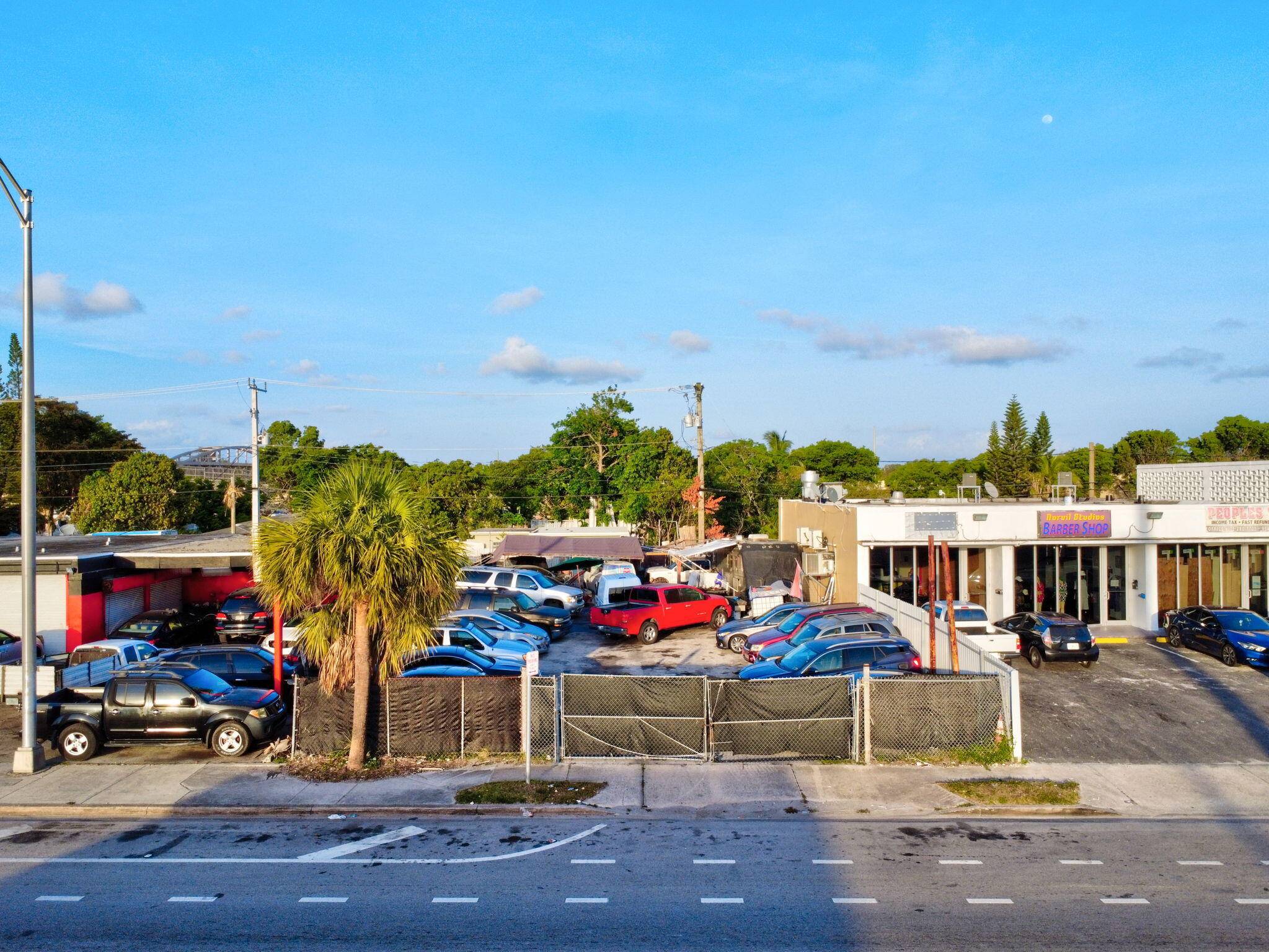 Commercial lot for sale. Close to the I95Unbranded Virtual Tour https www.