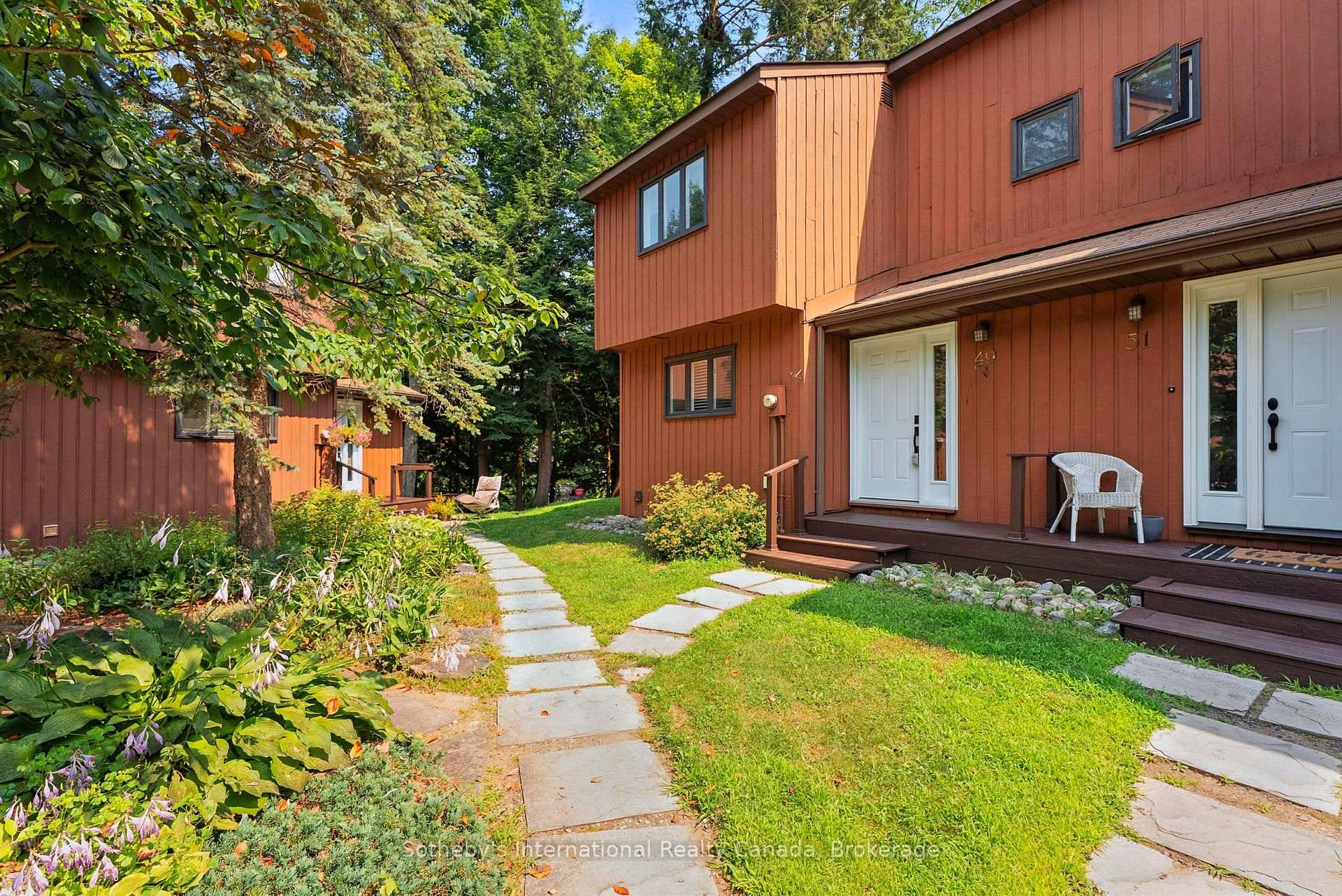 Experience serene waterfront living in this rare corner unit townhouse, available for lease on the shores of the Muskoka River.