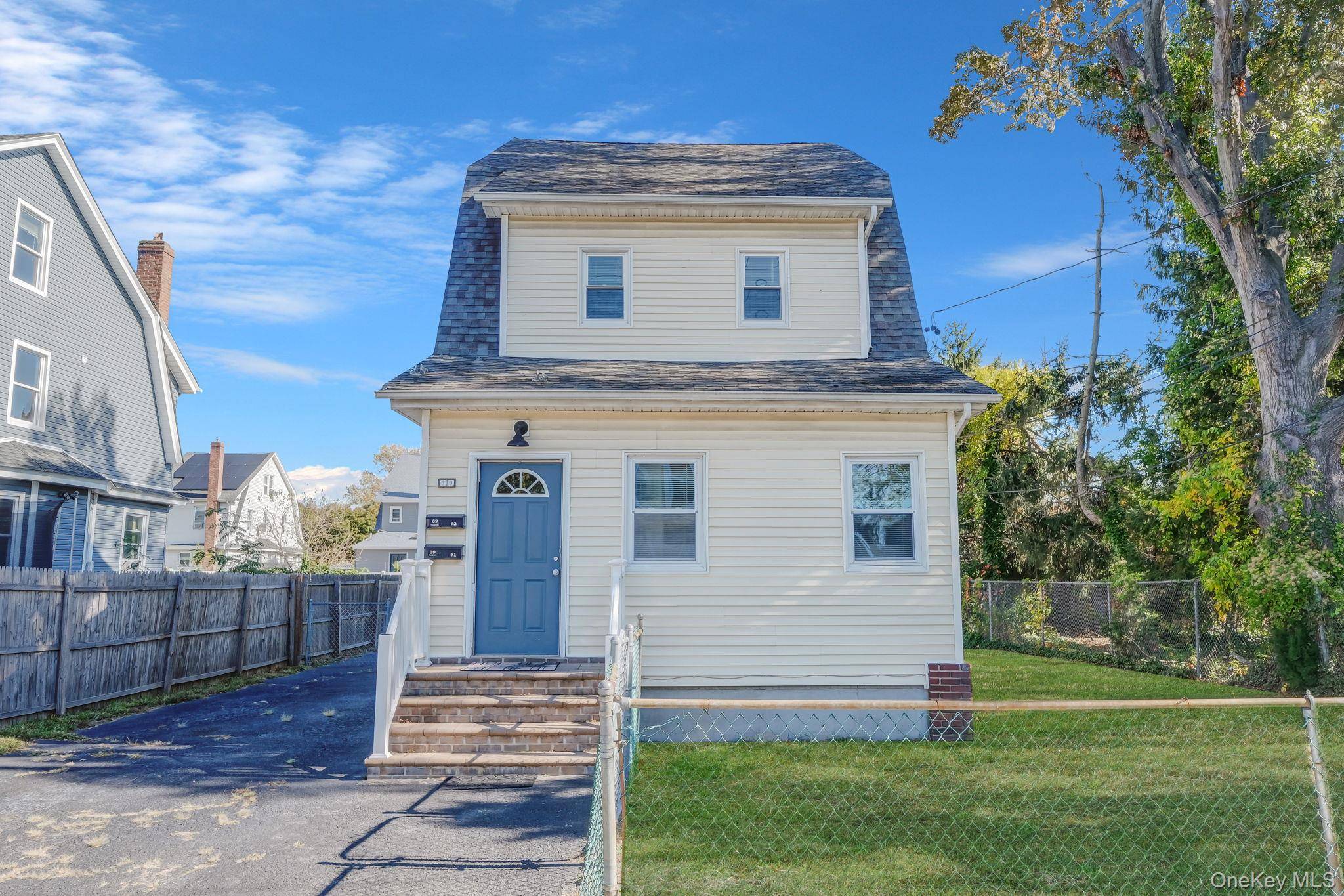 Welcome to your ideal investment opportunity on a serene dead end street.