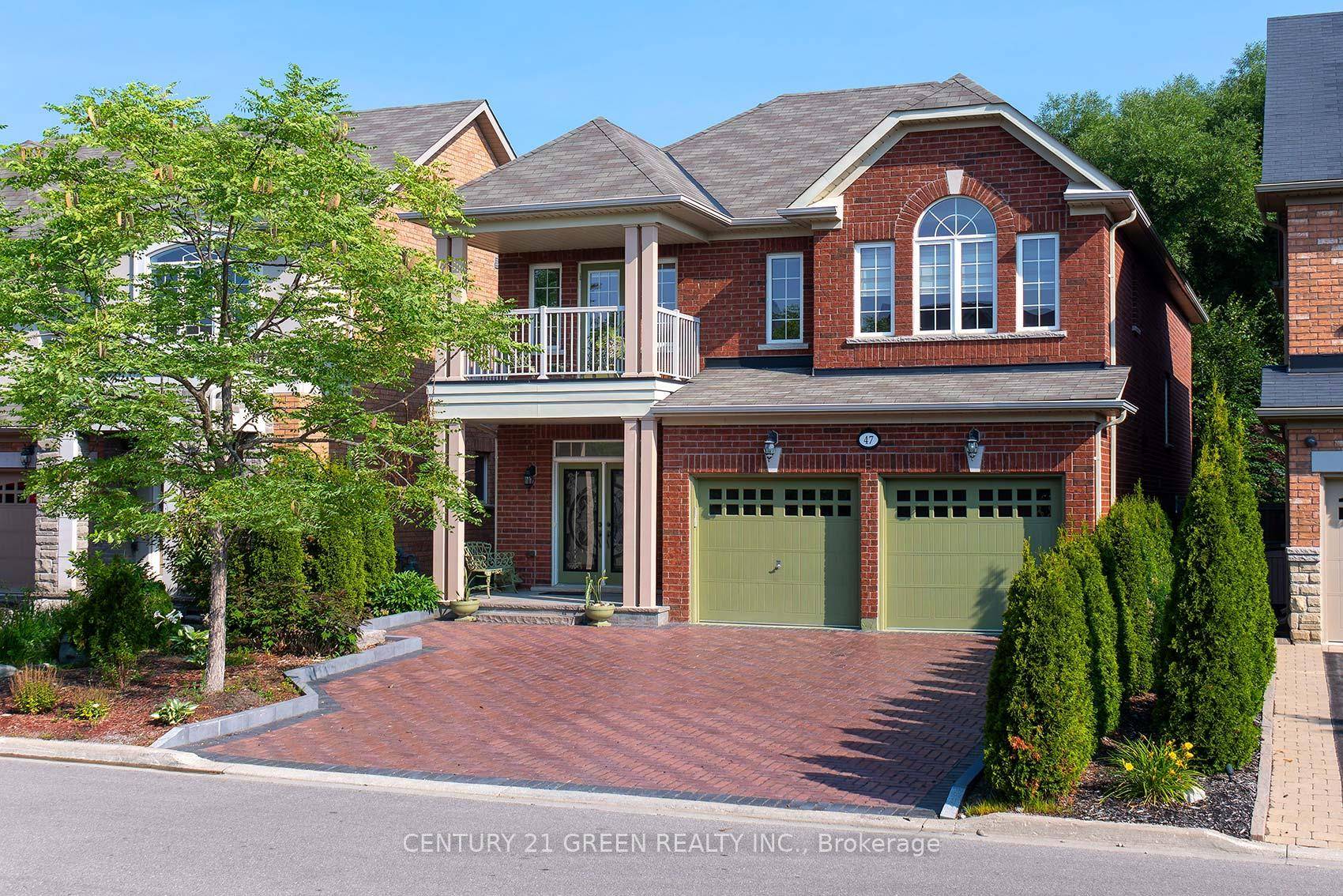 CUSTOM REMINGTON MASTERPIECE ON PRIVATE RAVINE COURT.
