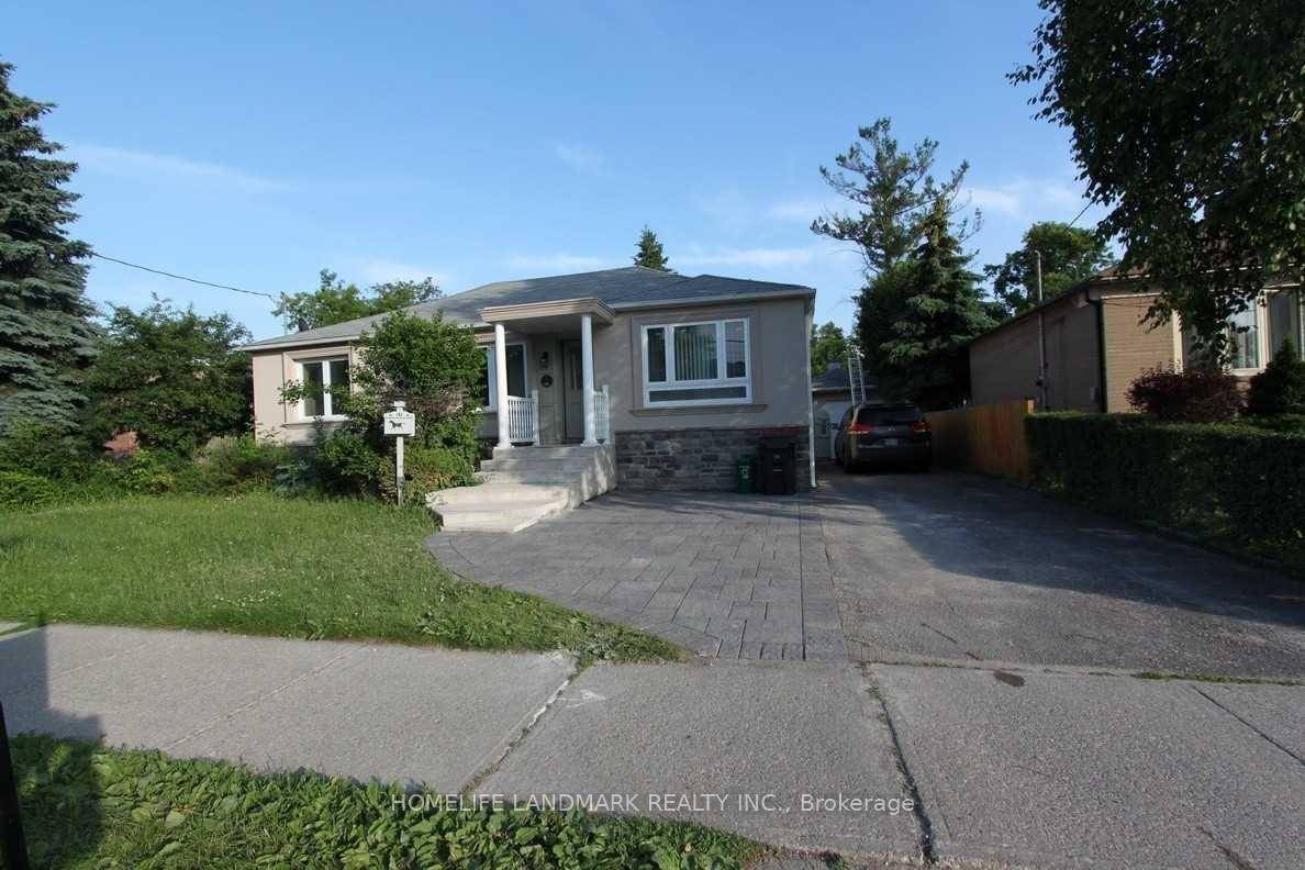 Beautiful 4 Bedrooms amp ; 3 Bathrooms Main Floor Only For Rent Not Including Basement.