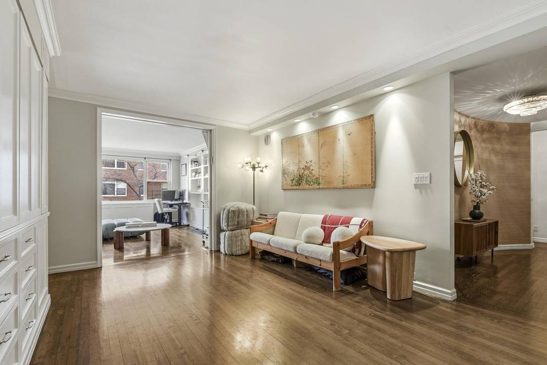 Welcome to Residence 3AB at 196 East 75th Street a bright and beautifully reimagined home featuring 3 bedrooms, 3 bathrooms, and a dedicated home office.