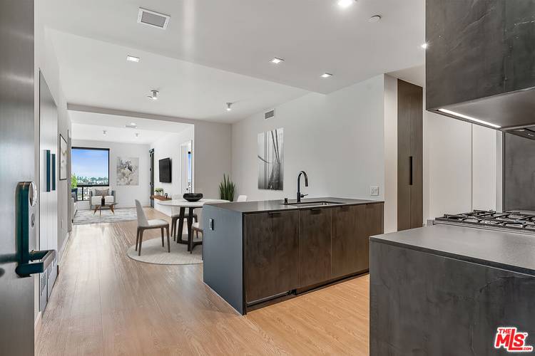 3688 Overland Ave 2BR La