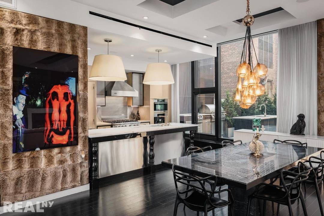 15 Union Square West Iconic Double Terraced 2BRLive in a piece of New York history at the original Tiffany amp ; Co.