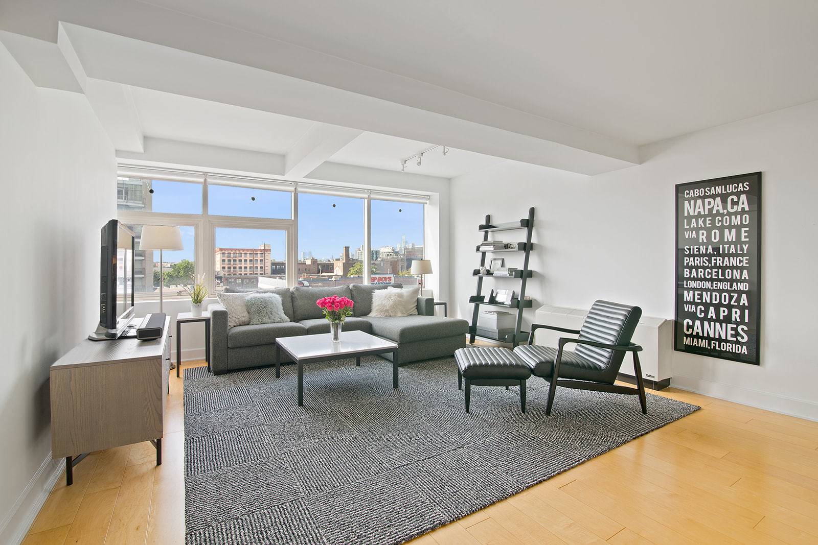 Welcome to residence 4Q at The Novo Condominium.