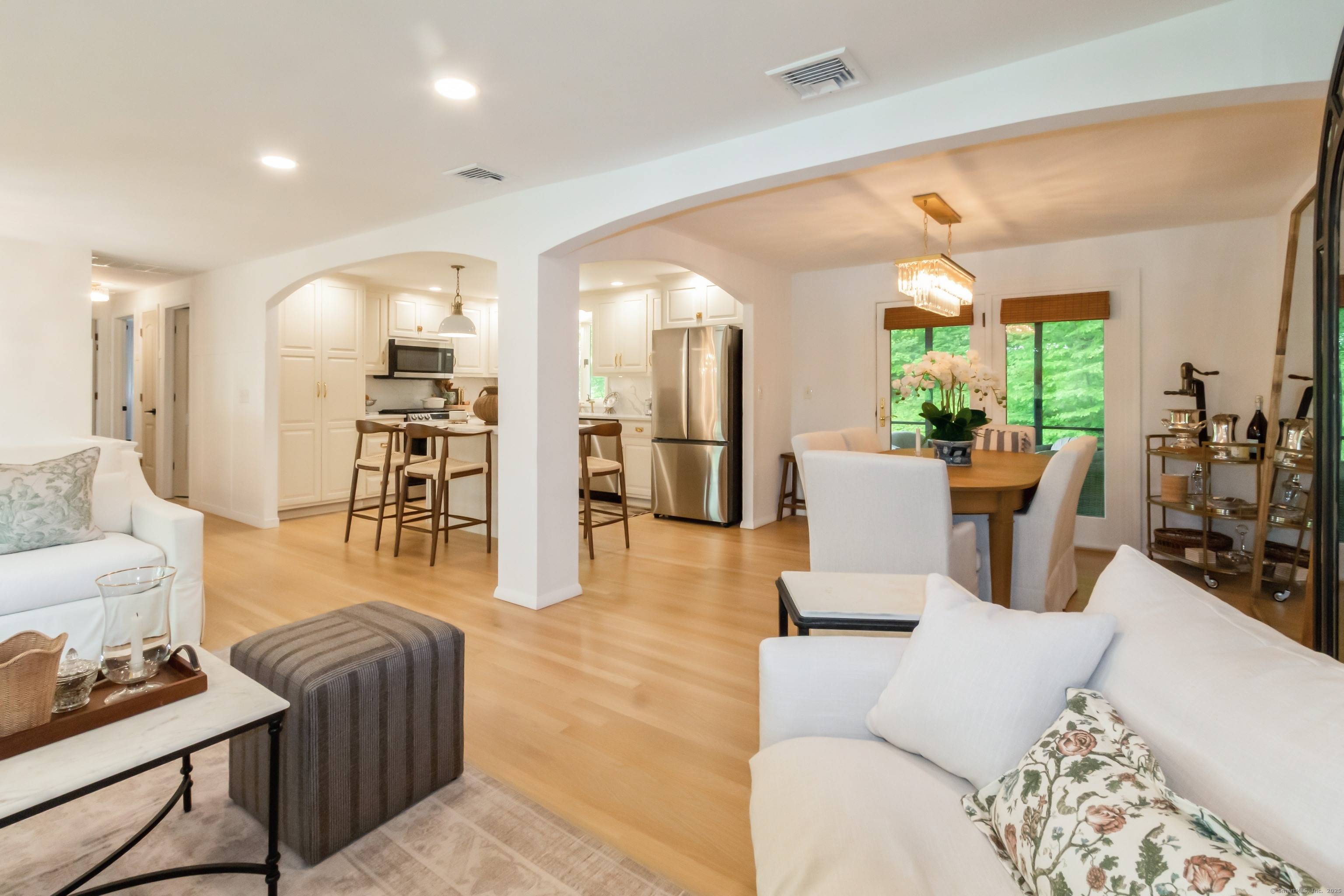 Water Views Designer Updates Lovingly renovated home in Lakewood Estates !