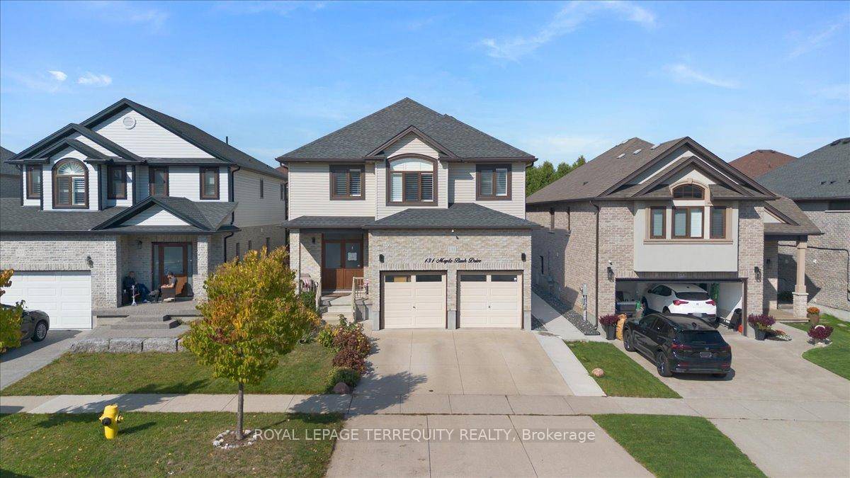 Welcome to 131 Maple Bush Dr in the heart of Cambridge !