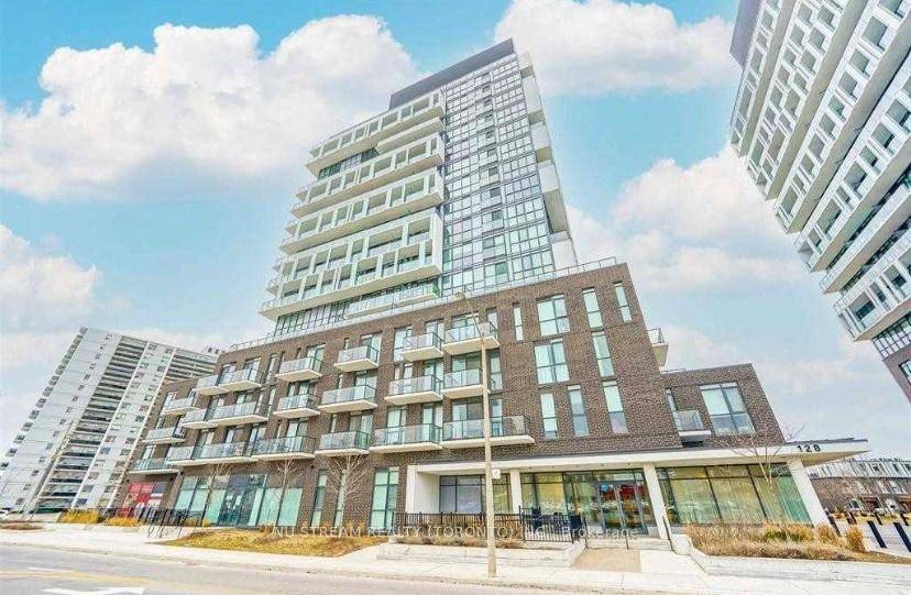 Stunning amp ; Urban One Bedroom Den Unit Soaring 10'Ceiling, Layout Overlooking Quiet Courtyard, Den Can Be Used 2nd Bdrm, Steps To crossing Street Fairview Mall amp ; Don Mills ...