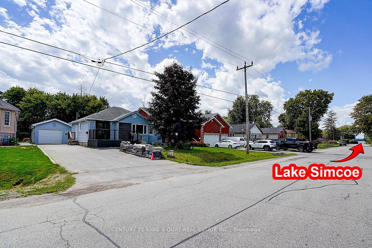 Charming 3 Bedroom Bungalow Move In Ready !