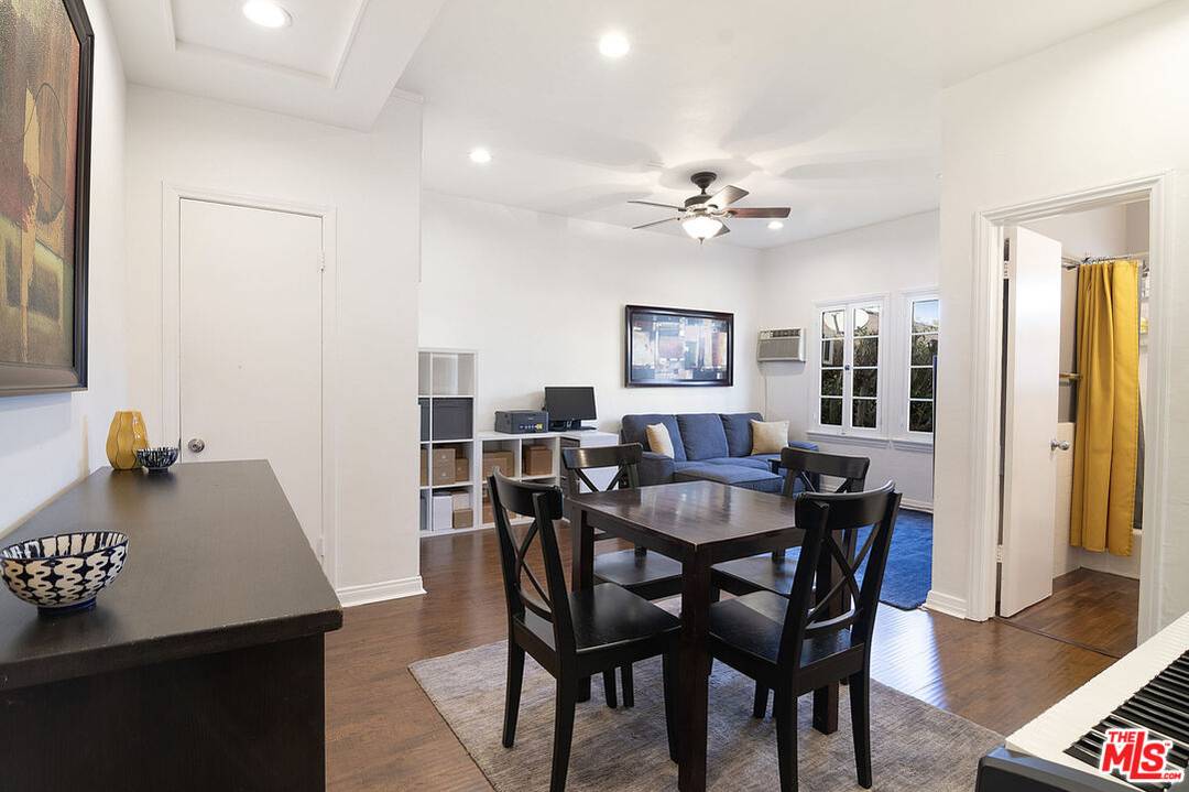 340 N Oakhurst Dr 2BR Beverly Hills Post Office | B.H.P.O. La