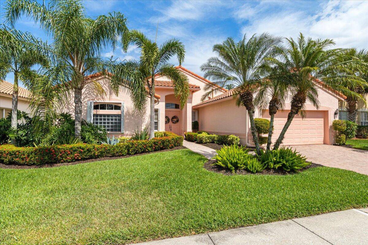 Beautiful ''Cabernet'' from the Vintage Collection at Cascades in St Lucie West 55 Community.