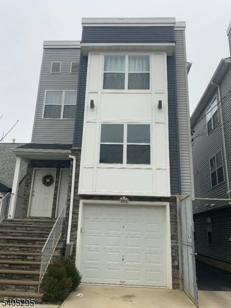 Home build 2022, 2 apartments with recreation room each apartment with 3 bedrooms, living room, dining room, kitchen and 2 baths, rec room with full bath 2 rooms.