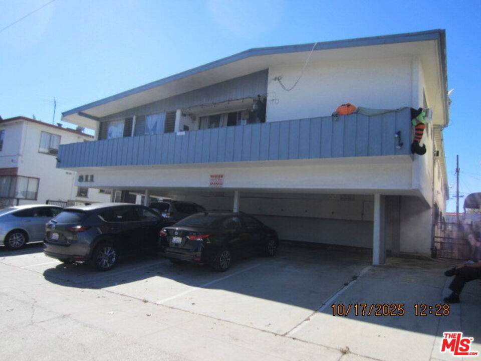 811 S Wilton Pl 15BR Hancock Park La