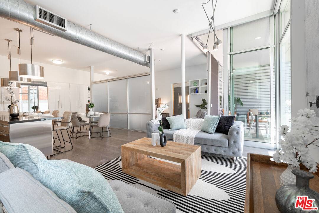 4080   Glencoe Ave 2BR Marina Del Rey La