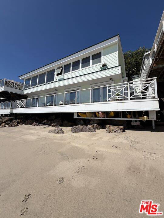 24000 Malibu Road 1BR Malibu La