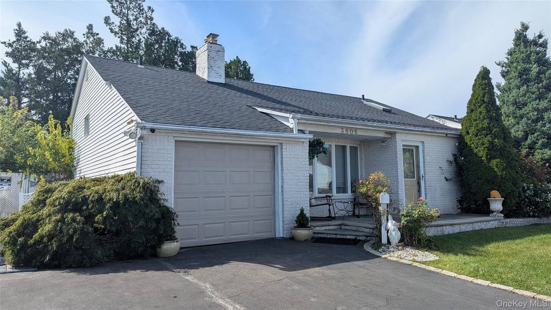 WOW ! ! JUST REDUCED 75, 000 !