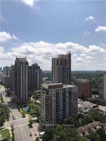 Stylish One Plus Den Corner Suite In The 'Mona Lisa' Condo.