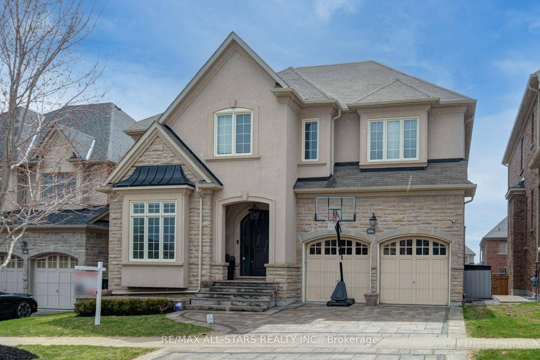 Gorgeous Home In Sought After Prestigious Neighbourhood Of Angus Glen.