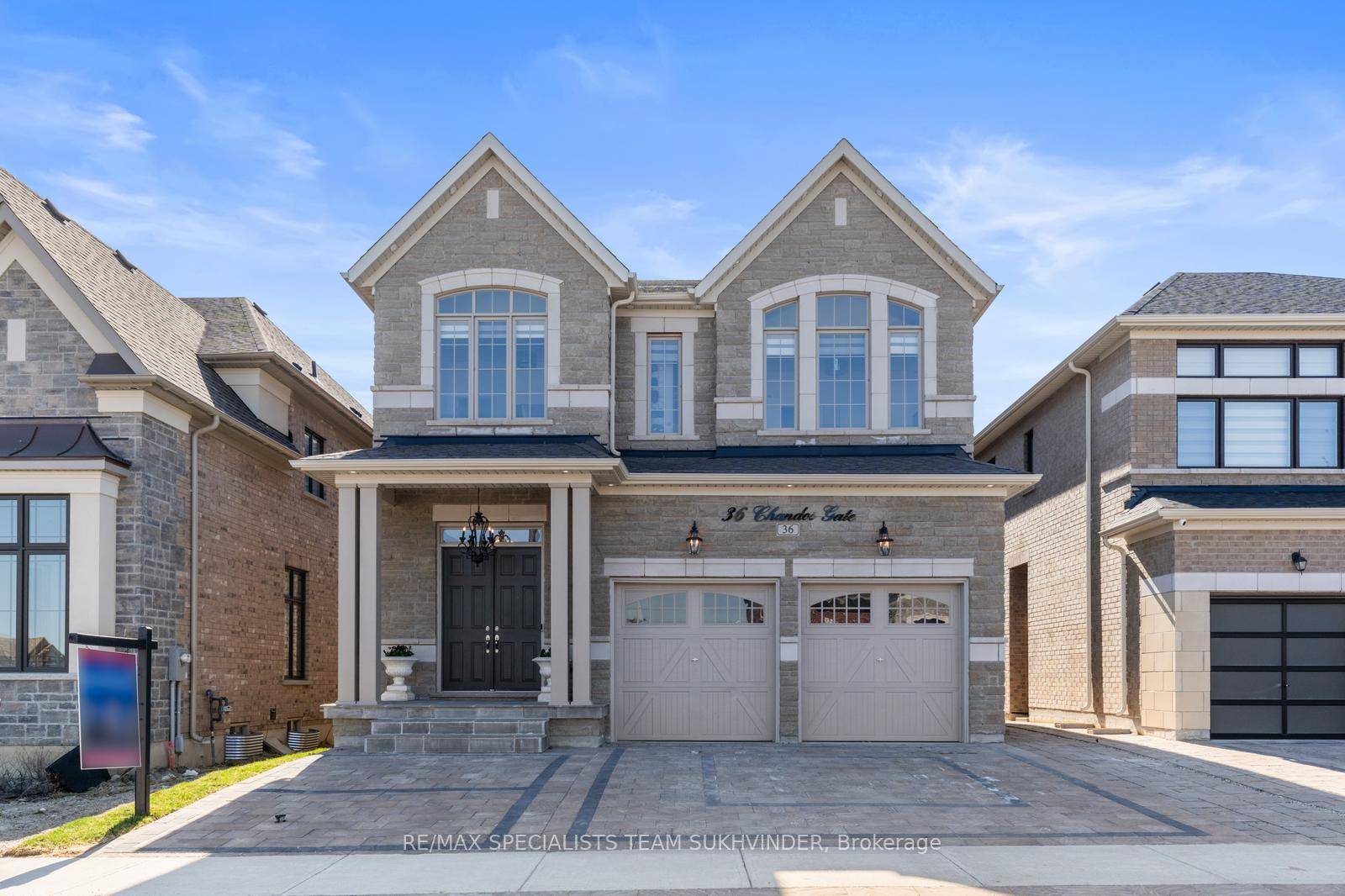 Welcome to this stunning home situated in the prestigious and charming community of Kleinburg.