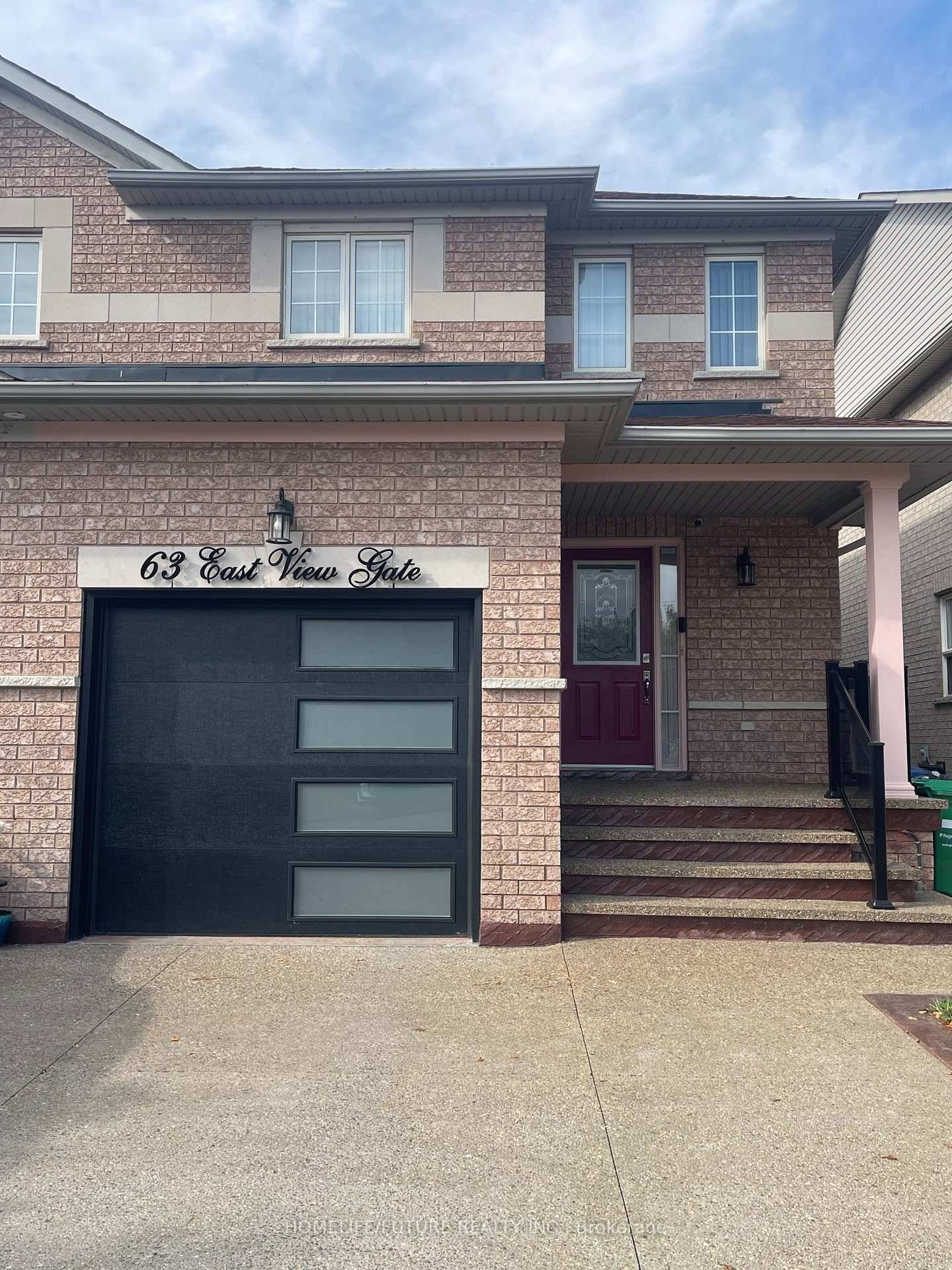 Great Opportuniy for Someone Looking For A Spacious And Well Maintained House In A Convenient Location !