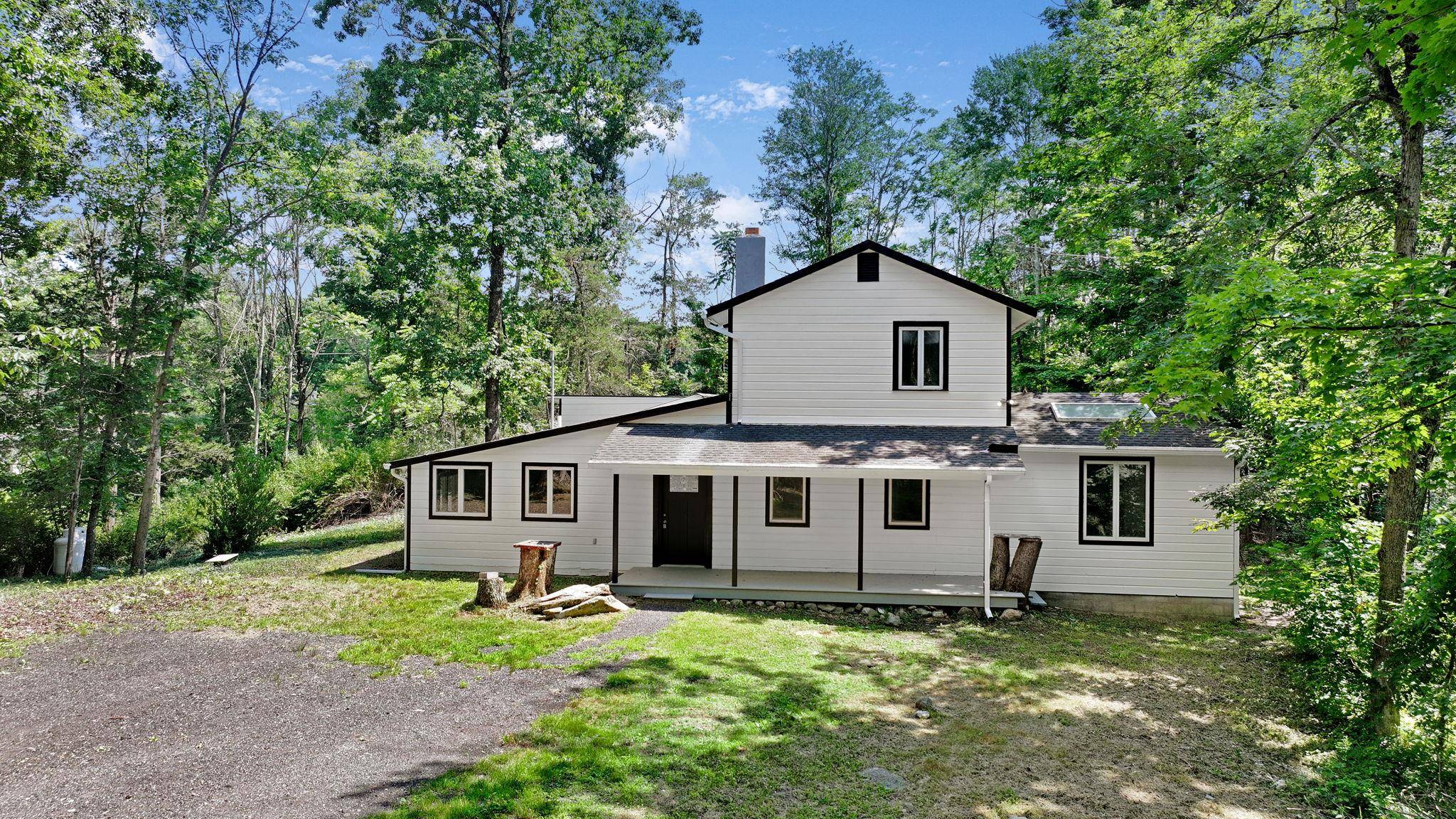 Welcome to 26 Carter Rd, Pleasant Valley !