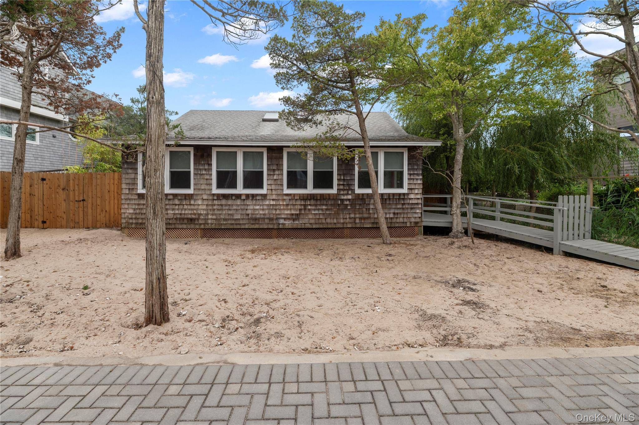 Charming 3 bedroom, 1. 5 Bath that has been recently renovated.