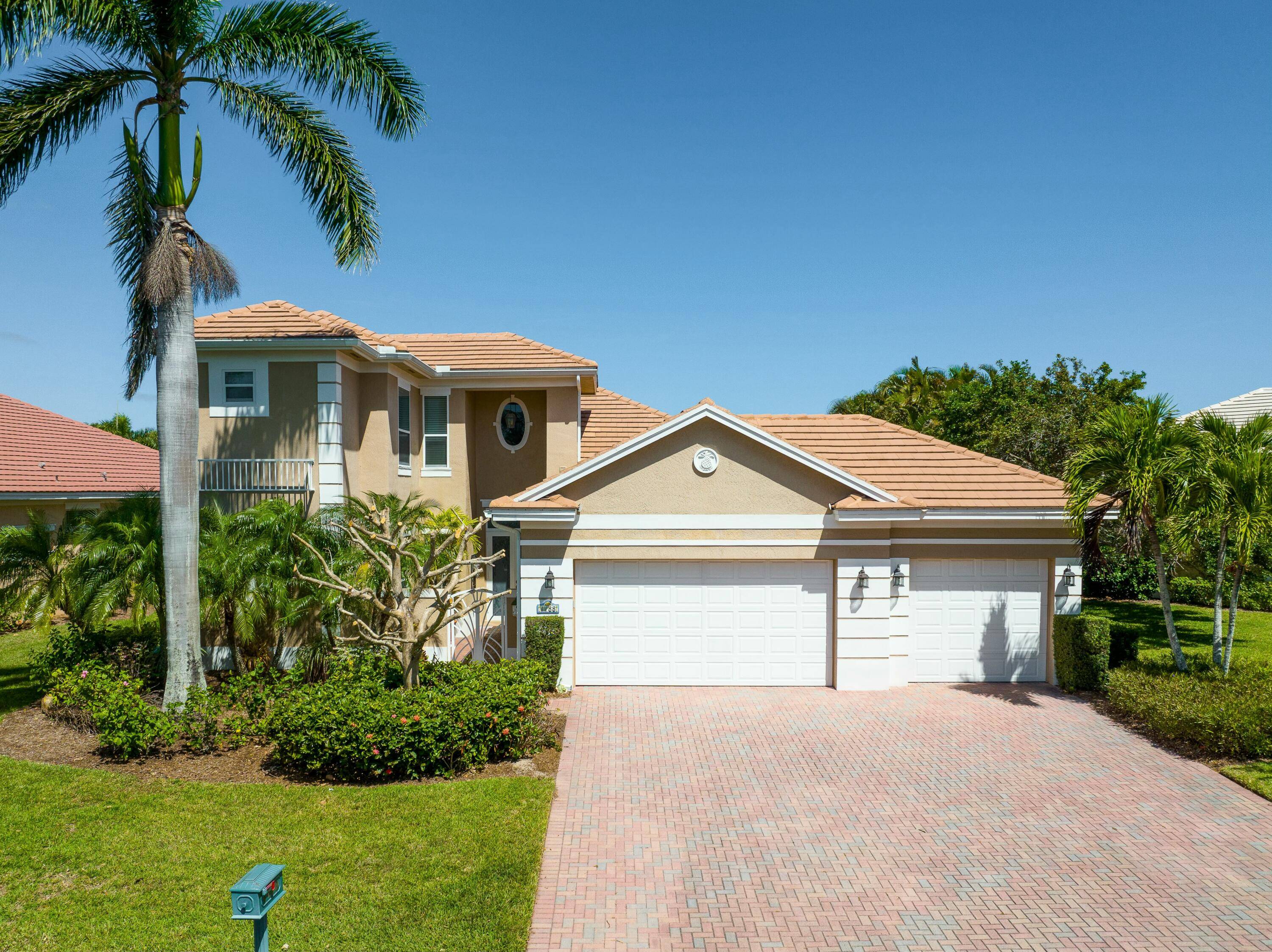 You'll love the active, upscale community of RiverWind in Vero Beach.