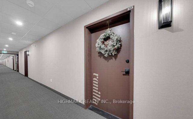 This Beautifully Designed 2 Bedroom, 2 Bathroom Condo Offers A Perfect Blend Of Comfort And Convenience.