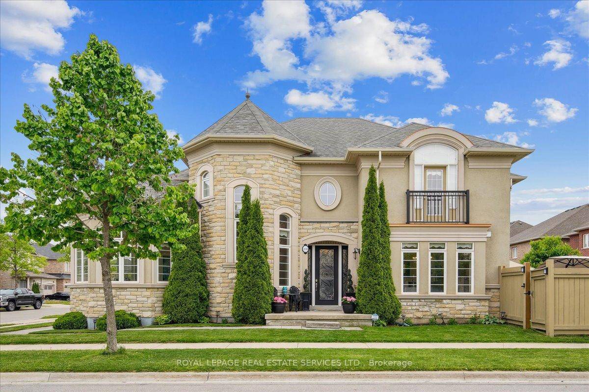 Exquisite Normandy Rosehaven Residence in Prestigious Glenorchy.