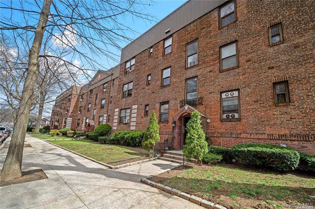 Beautiful garden style 1 Bed condo at Garden Bay Manor in East Elmhurst.