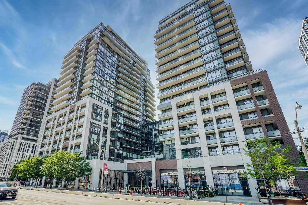 Wonderful One Bedroom Suite In A Great Location Open Concept Design Modern Kitchen With Stainless Steel Appliances, Quartz Counter Top And Glass Backsplash Custom Closet Organizers Throughout 10' Ceiling 544 ...