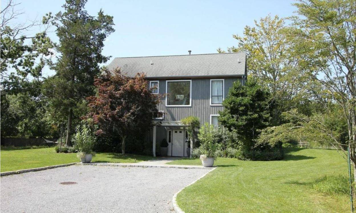 Charming Sag Harbor Village Home!!