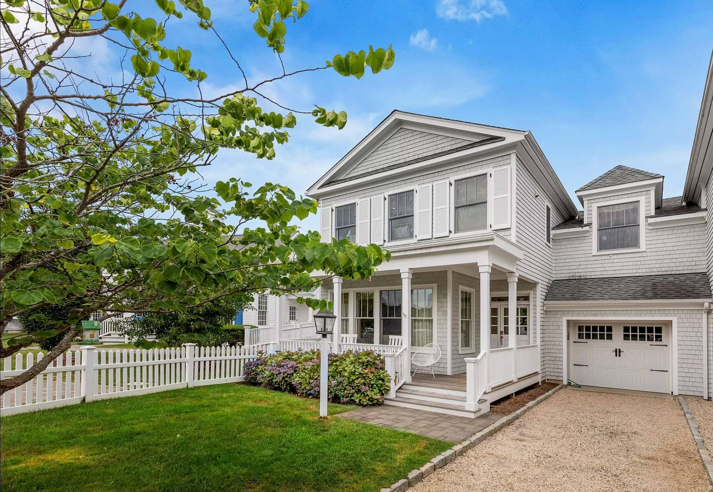 Designer Styled Southampotn Townhouse