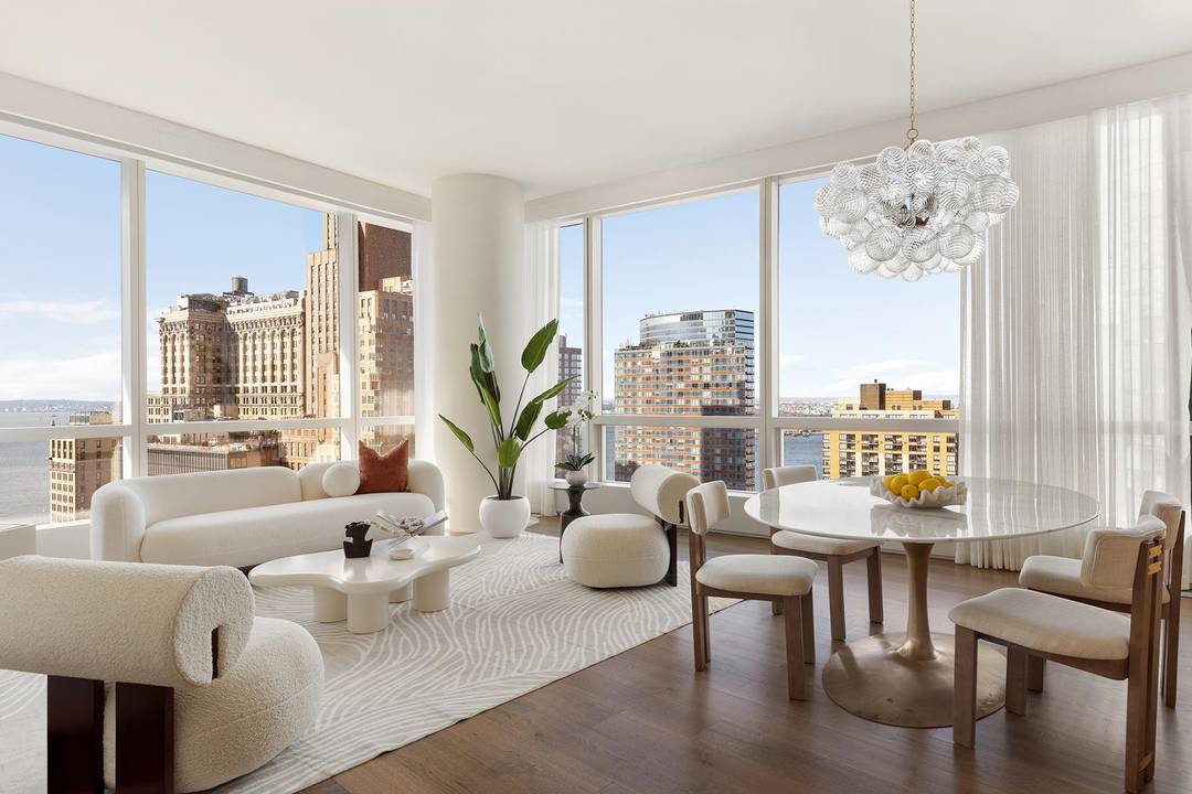 Immediate Occupancy Model Residences Open by AppointmentIntroducing 77 Greenwich StreetDowntown s preeminent new condominium with interiors by celebrated designer Deborah Berke of TenBerke and statement architecture by FXCollaborative.