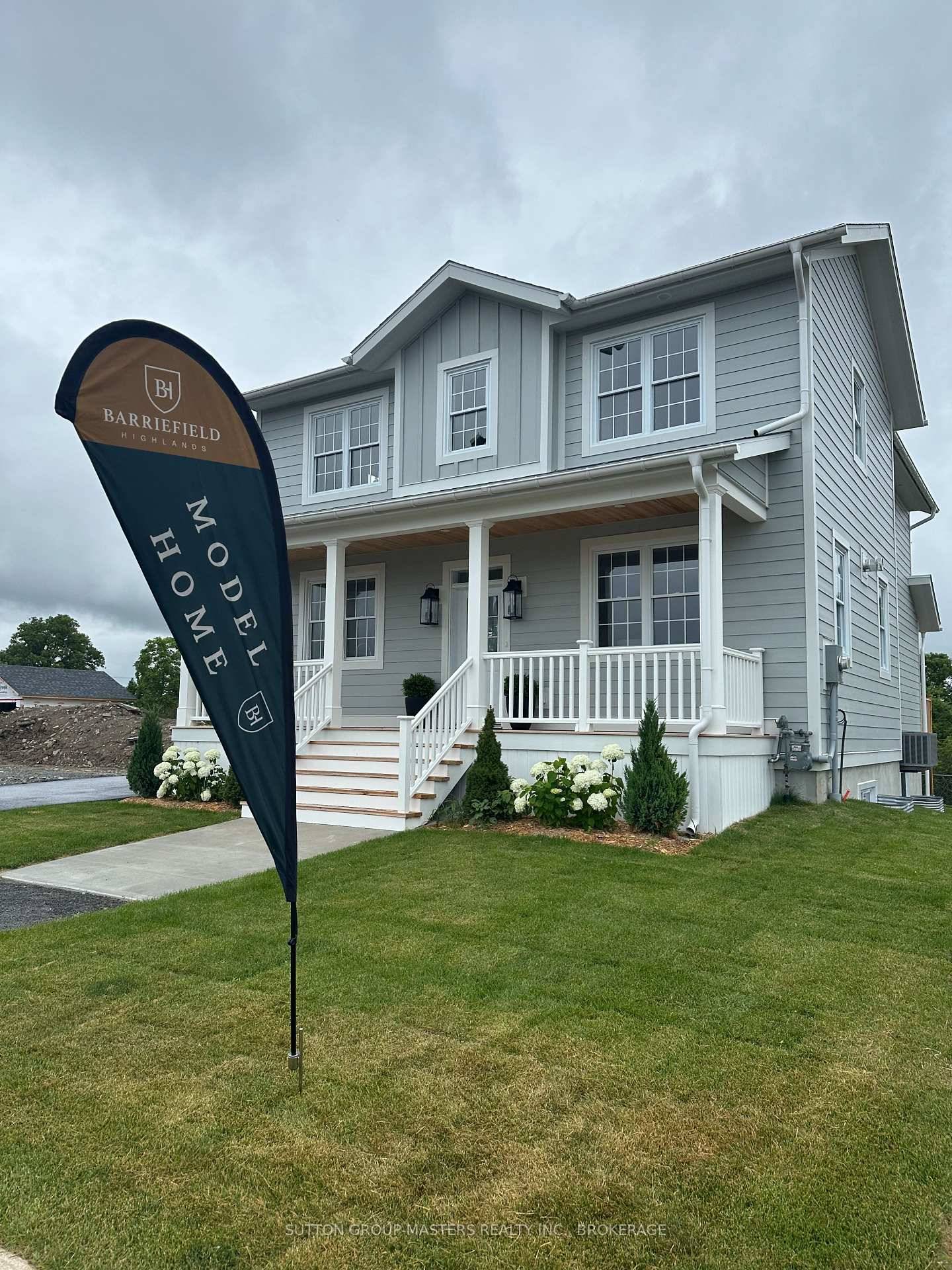 Step inside this beautifully crafted home in Barriefield Highlands, one of Kingstons most sought after new communities by Cityflats.
