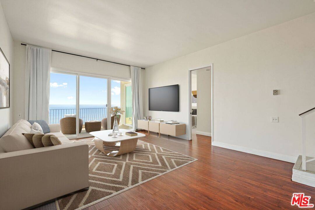 18103 Coastline Dr 2BR Malibu La