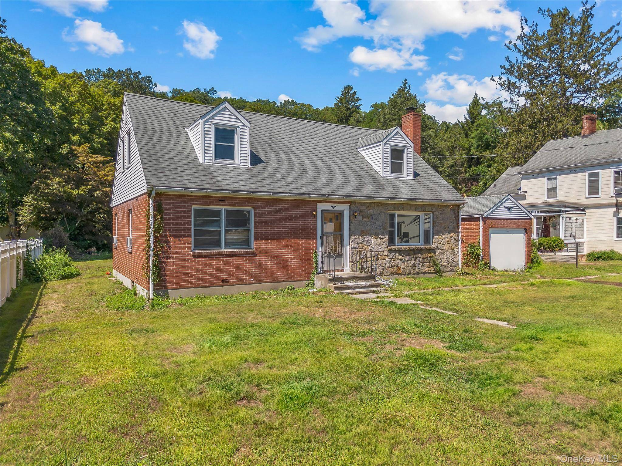 Check out the 360 tour for this truly rare opportunity in the heart of Goldens Bridge a fully vacant, two family home ideal for multigenerational living or generating rental income.