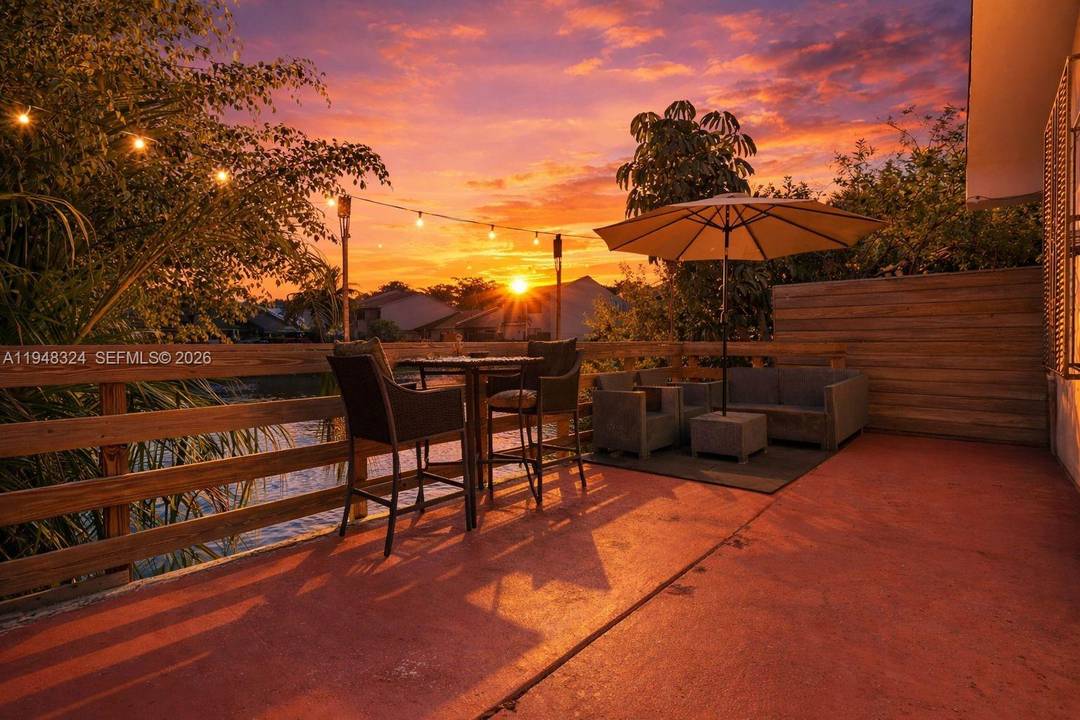 Welcome to this beautifully renovated corner villa offering the perfect blend of comfort, style amp ; serene lakefront living.